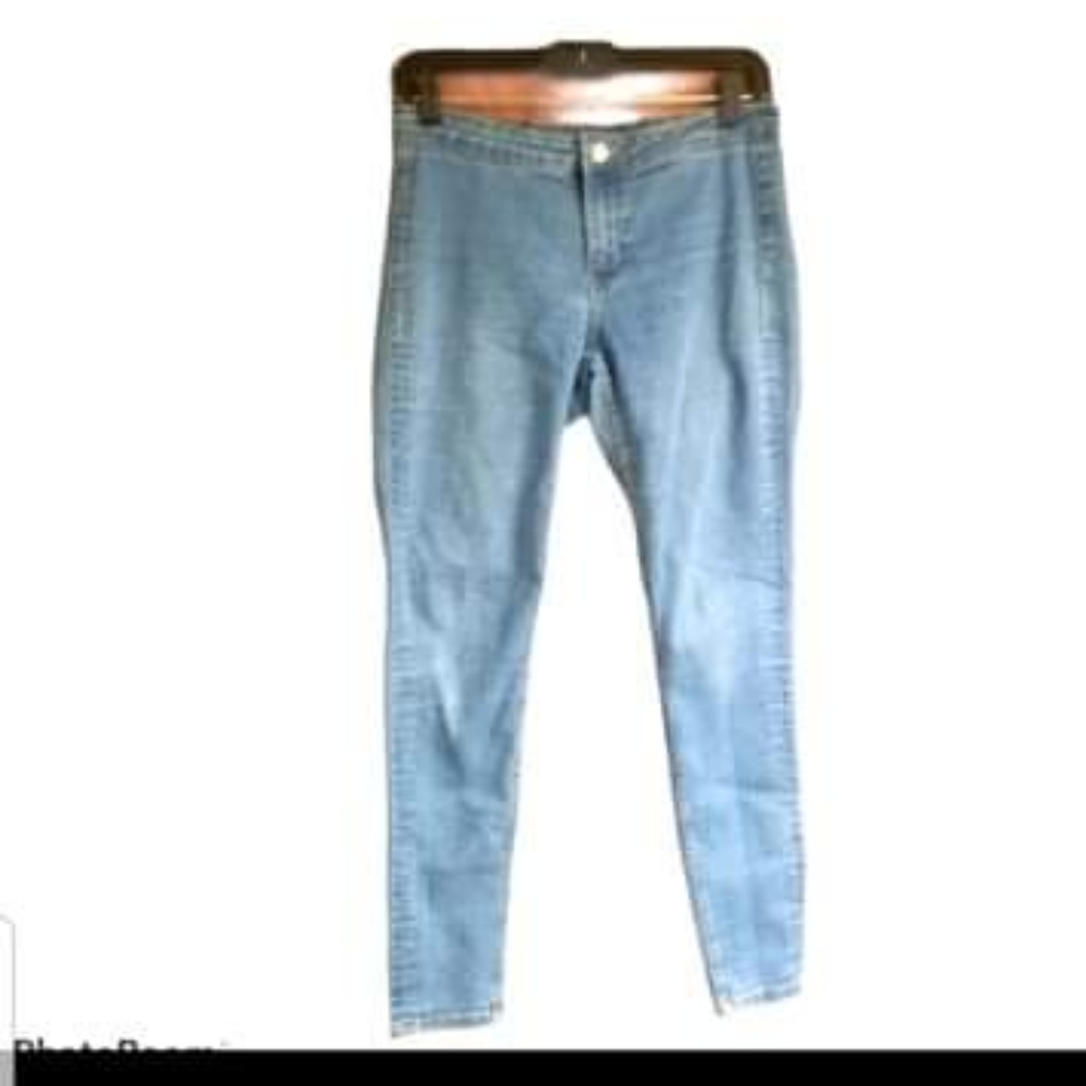 🔥2/$30🔥Wom. DIVIDED Jeans